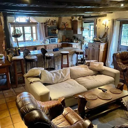 Savennes Beach Holiday home Savennes (Puy-de-Dome)